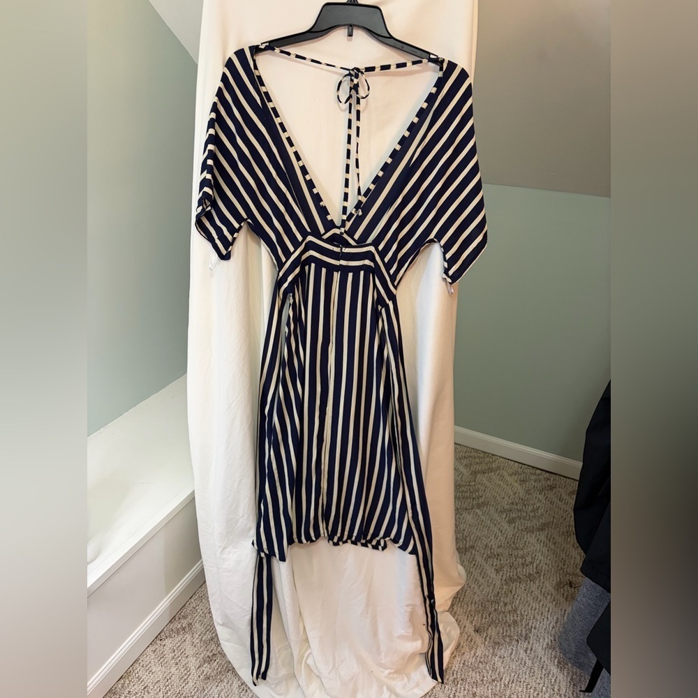 Faithful The Brand Milan Midi Dress Navy Mazur Striped size 4 - Picture 3 of 11